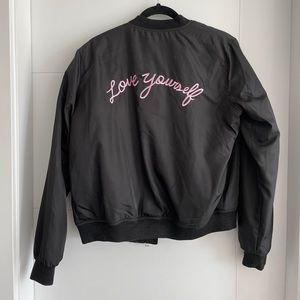 Forever21 black bomber jacket, size medium, worn twice. Great condition.